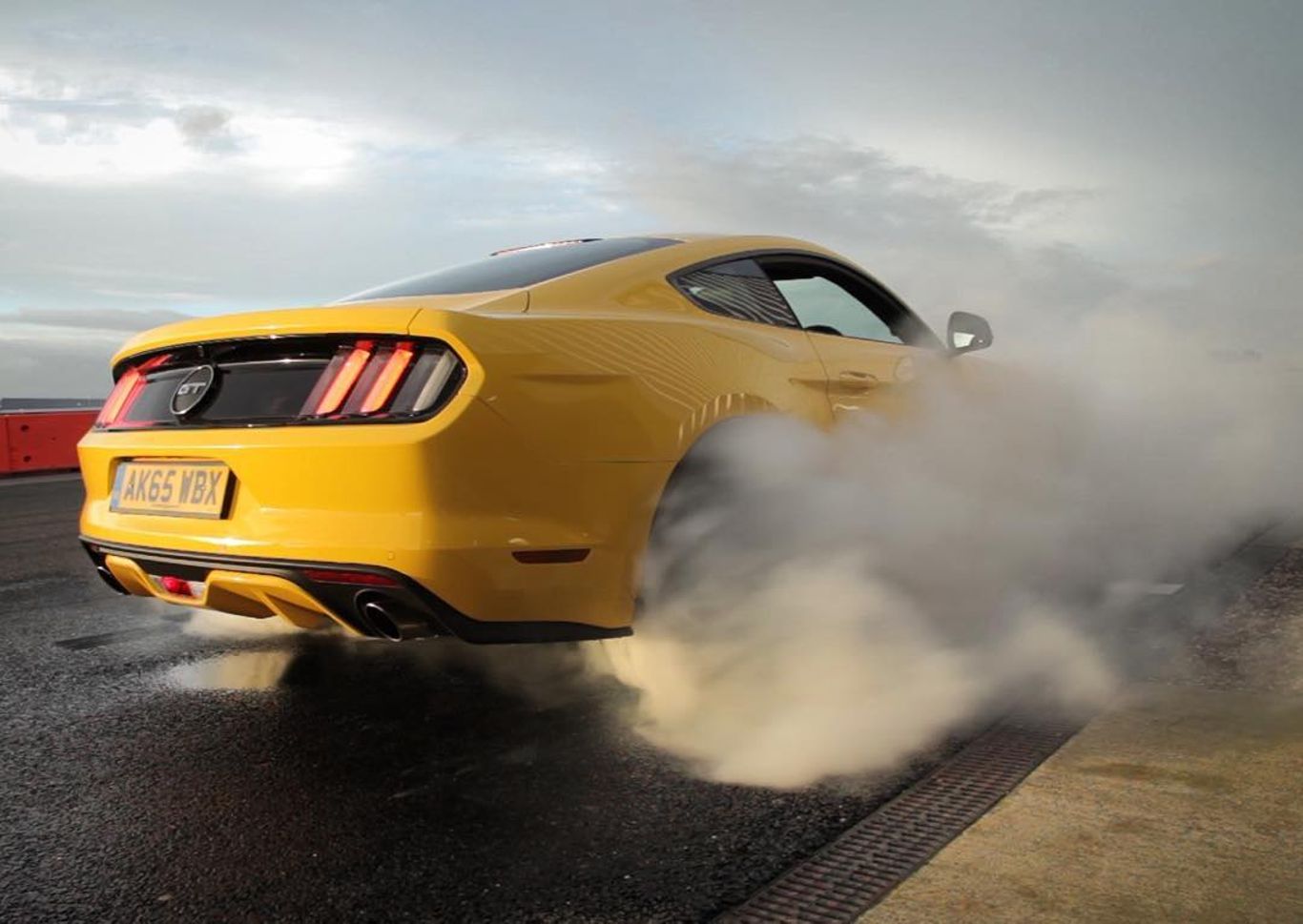 Каква е разликата между BHP, HP, kW и PS?